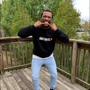 Meet your Posher, Cameron